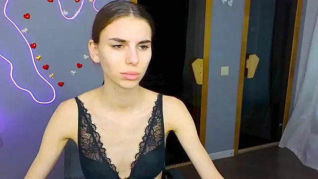 EmmyGreans online show from 02.13.25