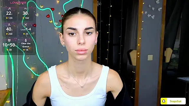 EmmyGreans online show from 09.19.25