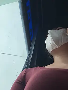 Snapshot of May-Squirt chatting on 02.11.25 May-Squirt online show from 02.11.25