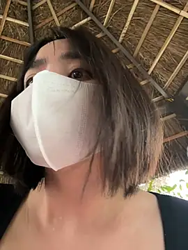 Snapshot of May-Squirt chatting on 02.23.25 May-Squirt online show from 02.23.25