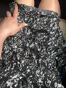 Snapshot of May-Squirt chatting on 03.13.25 May-Squirt online show from 03.13.25