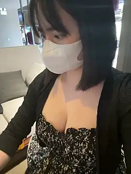 Snapshot of May-Squirt chatting on 03.16.25 May-Squirt online show from 03.16.25