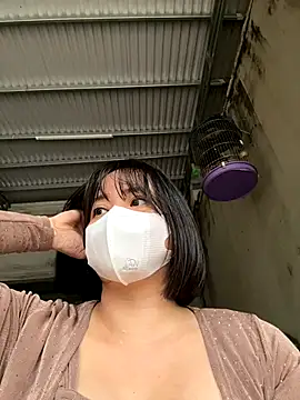 Snapshot of May-Squirt chatting on 11.01.25 May-Squirt online show from 11.01.25