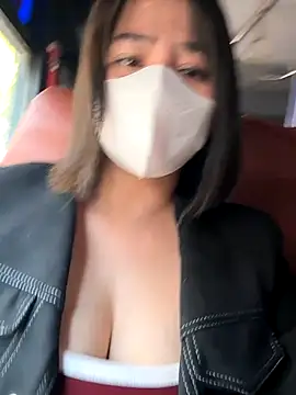 Snapshot of May-Squirt chatting on 12.01.25 May-Squirt online show from 12.01.25