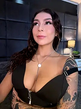 CHERRYY BOMB  online show from 11.24.25