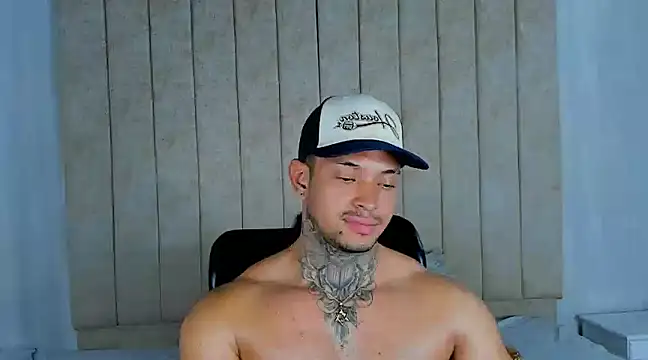 Snapshot of Stiven_collins chatting on 12.28.24 Stiven collins online show from 12.28.24