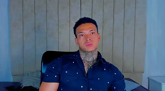 Snapshot of Stiven_collins chatting on 12.31.24 Stiven collins online show from 12.31.24