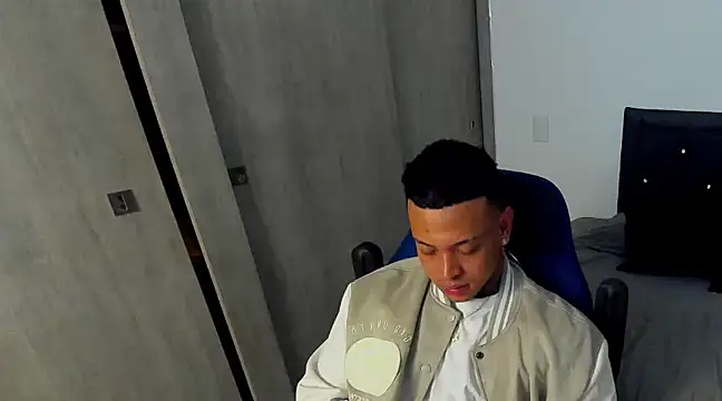 Snapshot of Stiven_collins chatting on 01.19.25 Stiven collins online show from 01.19.25