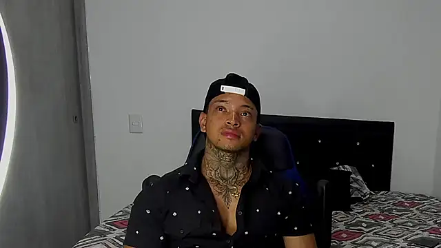 Snapshot of Stiven_collins chatting on 01.31.25 Stiven collins online show from 01.31.25