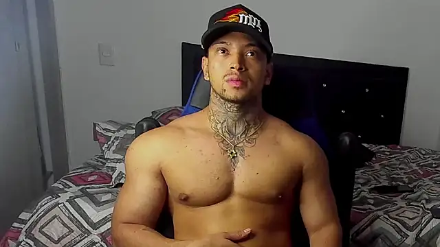 Snapshot of Stiven_collins chatting on 02.06.25 Stiven collins online show from 02.06.25