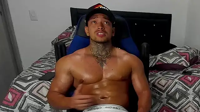 Snapshot of Stiven_collins chatting on 02.08.25 Stiven collins online show from 02.08.25