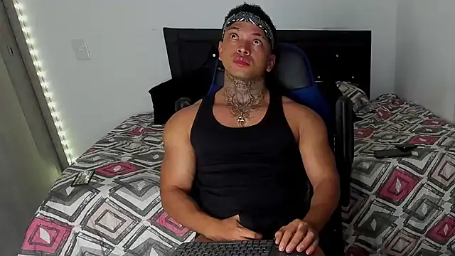 Snapshot of Stiven_collins chatting on 02.12.25 Stiven collins online show from 02.12.25