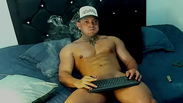 Snapshot of Stiven_collins chatting on 02.22.25 Stiven collins online show from 02.22.25