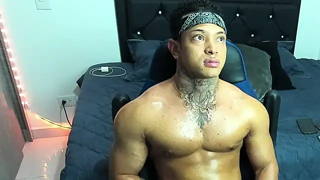 Snapshot of Stiven_collins chatting on 02.28.25 Stiven collins online show from 02.28.25