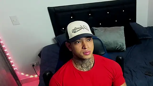 Snapshot of Stiven_collins chatting on 03.01.25 Stiven collins online show from 03.01.25