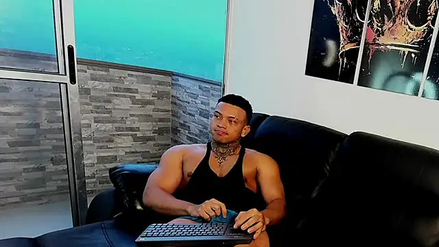 Snapshot of Stiven_collins chatting on 03.17.25 Stiven collins online show from 03.17.25