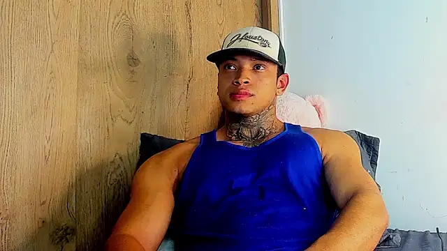 Snapshot of Stiven_collins chatting on 11.02.25 Stiven collins online show from 11.02.25