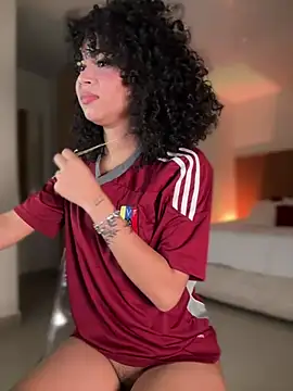 Lianh Benett online show from 12.28.24