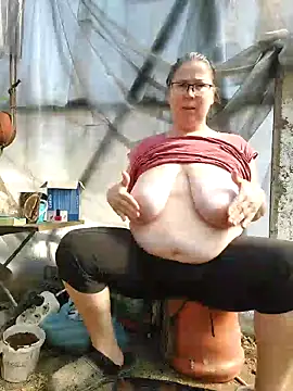 EmmaSquirt online show from 03.20.25