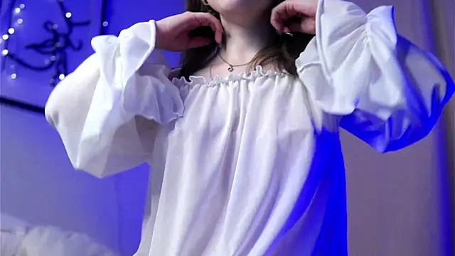 Snapshot of EstherMitchel chatting on 02.26.25 EstherMitchel online show from 02.26.25