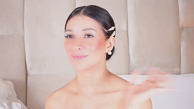 KiraKayleigh1 online show from 03.11.25