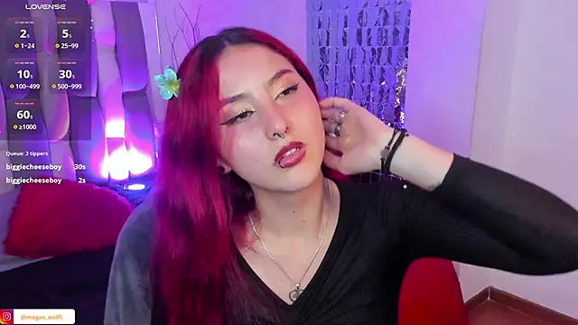 Snapshot of Megan_wolf1_ chatting on 01.09.25 Megan wolf1  online show from 01.09.25