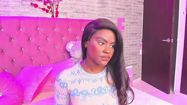 Snapshot of IsabellaBromsS chatting on 02.09.25 IsabellaBromsS online show from 02.09.25