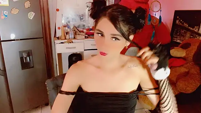 Snapshot of AngelicaDark chatting on 02.09.25 AngelicaDark online show from 02.09.25