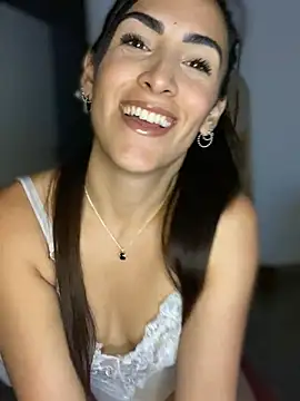 Snapshot of alessandra-a chatting on 01.02.25 alessandra-a online show from 01.02.25
