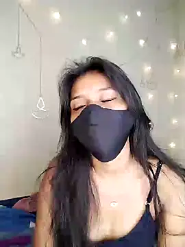 Snapshot of Jenny-Lucifer chatting on 01.19.25 Jenny-Lucifer online show from 01.19.25