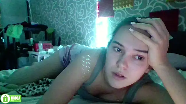 Snapshot of the_princese chatting on 12.17.24 the princese online show from 12.17.24
