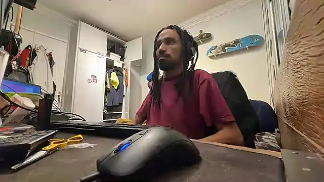 Snapshot of hotcamboy420 chatting on 12.12.24 hotcamboy420 online show from 12.12.24