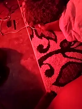 Snapshot of freakniknutty chatting on 03.20.25 freakniknutty online show from 03.20.25