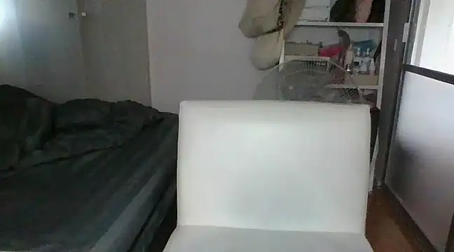 Snapshot of iamMalixxx chatting on 03.12.25 iamMalixxx online show from 03.12.25