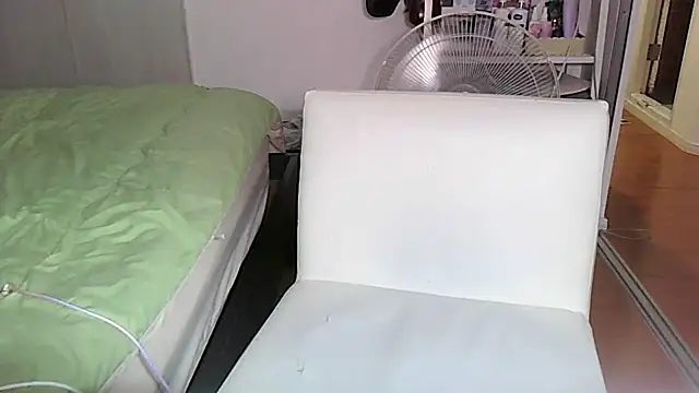 Snapshot of iamMalixxx chatting on 10.01.25 iamMalixxx online show from 10.01.25