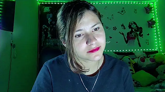 Snapshot of Elith_20 chatting on 09.17.25 Elith 20 online show from 09.17.25