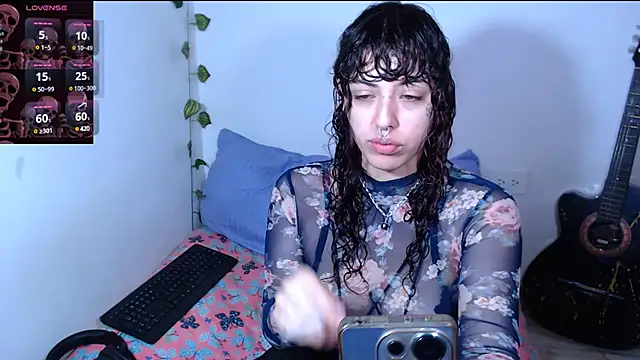 Eli666uwu online show from 12.21.24