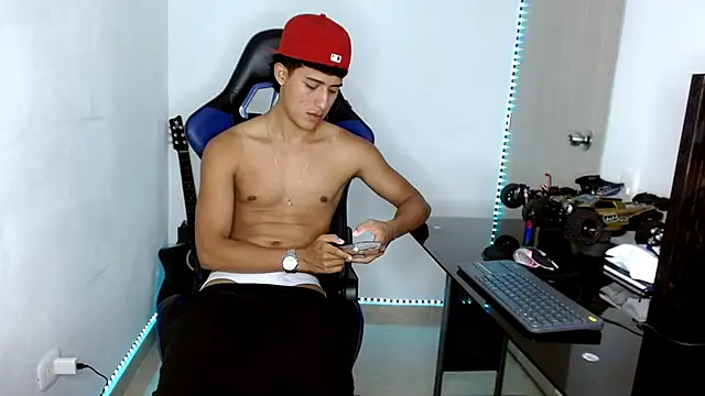 Snapshot of Juan_da01 chatting on 02.17.25 Juan da01 online show from 02.17.25