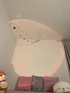 montmariana online show from 02.24.25