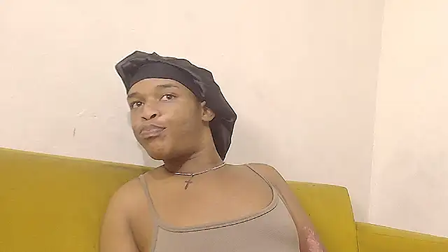 Snapshot of sexychane chatting on 03.15.25 sexychane online show from 03.15.25