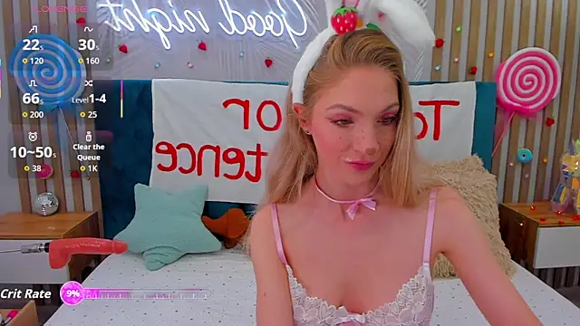 Emilly Hart online show from 10.24.25