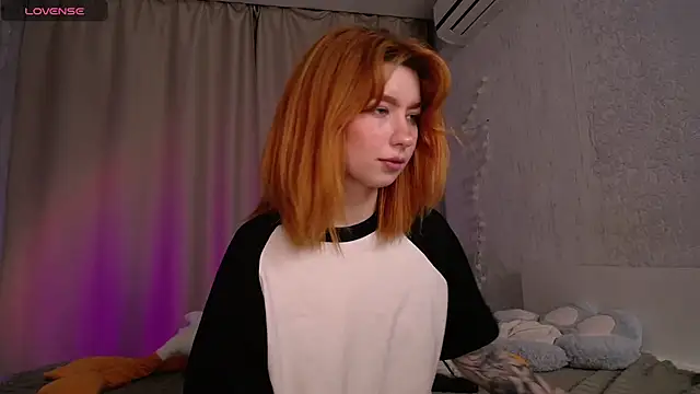 Evaa Moonn  online show from 09.14.25