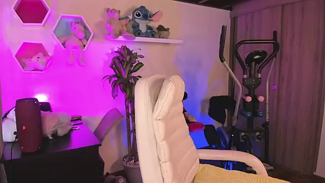 Snapshot of Nataliia_09 chatting on 10.02.25 Nataliia 09 online show from 10.02.25