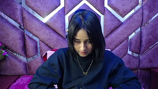 Snapshot of milly_print chatting on 02.12.25 milly print online show from 02.12.25