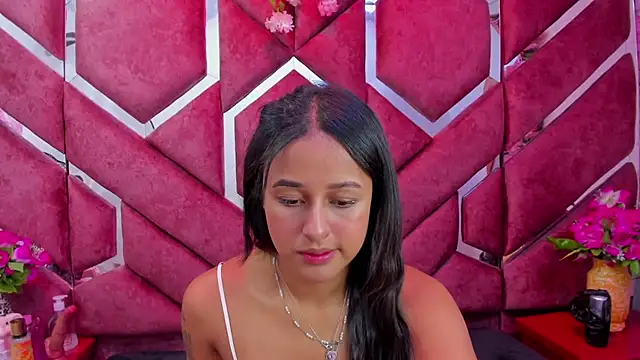 Snapshot of milly_print chatting on 09.13.25 milly print online show from 09.13.25