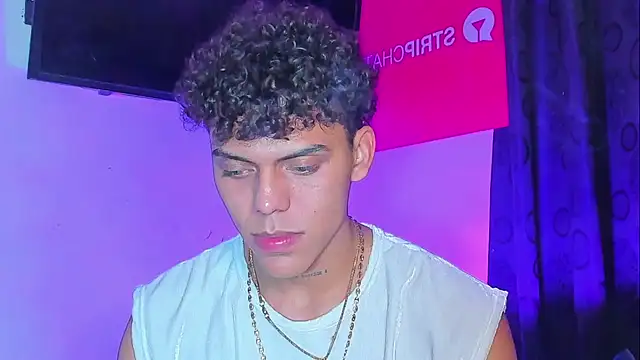 Snapshot of visaelX chatting on 12.28.24 visaelX online show from 12.28.24