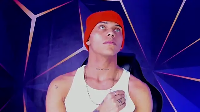 Snapshot of visaelX chatting on 01.27.25 visaelX online show from 01.27.25