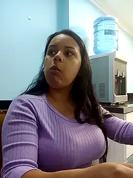  Miaaleon online show from 02.25.25