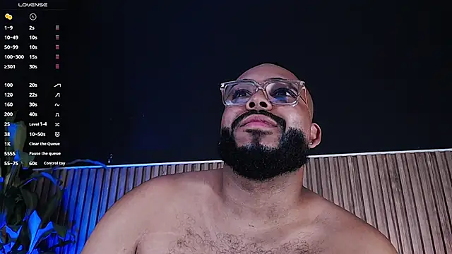 Snapshot of DilanJonnes_ chatting on 02.12.25 DilanJonnes online show from 02.12.25