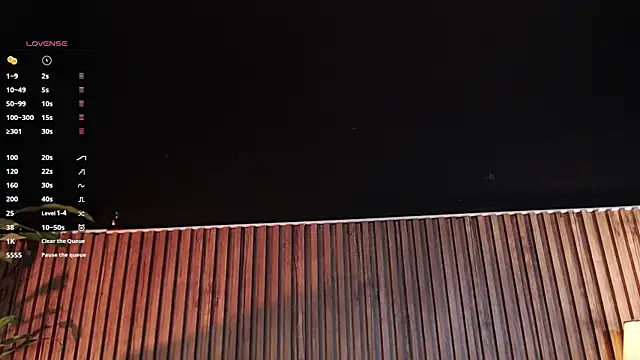 Snapshot of DilanJonnes_ chatting on 10.15.25 DilanJonnes online show from 10.15.25